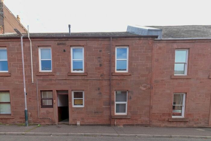 2 Bedroom Flat To Rent In Kinnaird Street, Arbroath, Angus, DD11