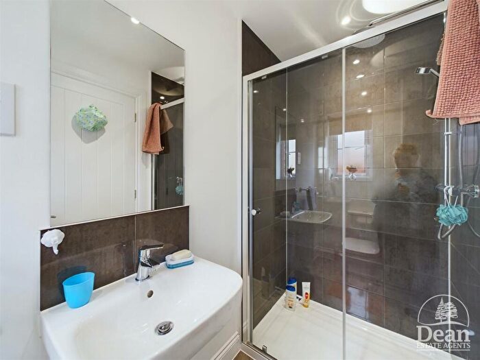 4 Bedroom Detached House For Sale In Starling Road, Ross-On-Wye, HR9