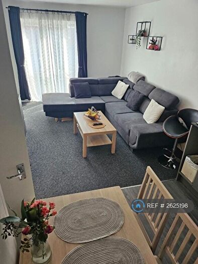 1 Bedroom Flat To Rent In Grafton Road, West Bromwich, B71