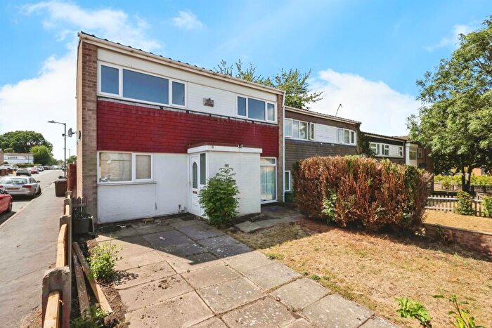 3 Bedroom End Of Terrace House For Sale In Nevada Way, Birmingham, B37
