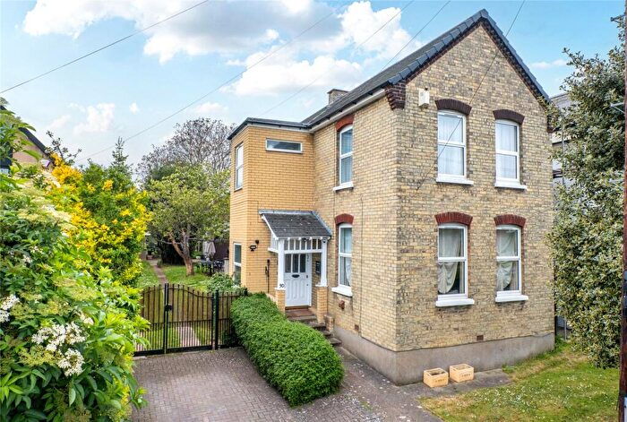 3 Bedroom Detached House For Sale In Mount Road, Rochester, Kent, ME1