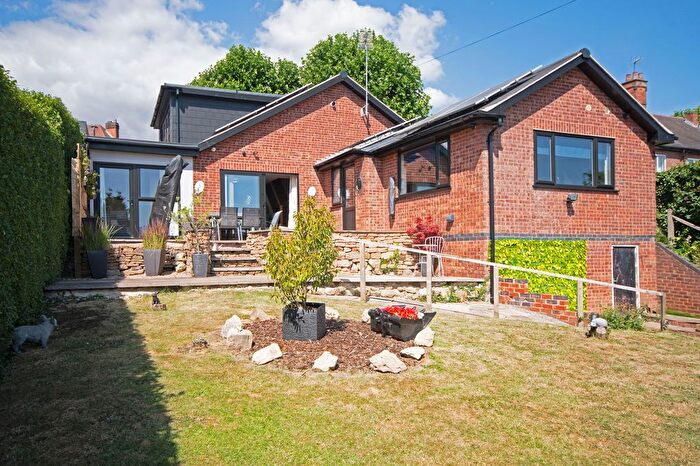 5 Bedroom Property For Sale In Park Drive, Ilkeston, DE7