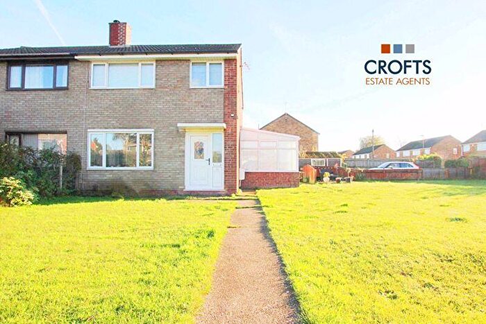 3 Bedroom Semi Detached House To Rent In Hawthorn Avenue, Immingham, DN40