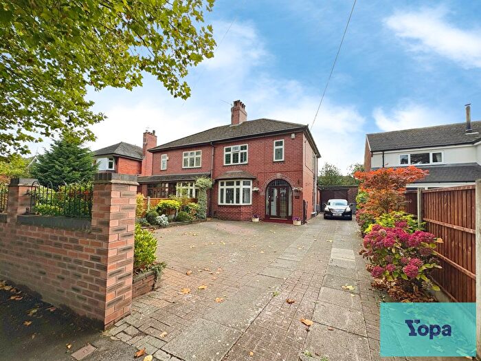 3 Bedroom Semi-Detached House For Sale In Trentham Road, Blurton, Stoke-On-Trent, ST3