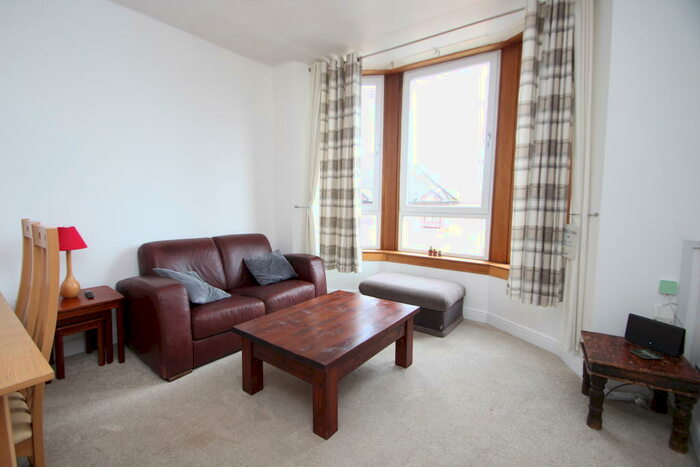 2 Bedroom Flat To Rent In Abercromby Street, Glasgow, G40