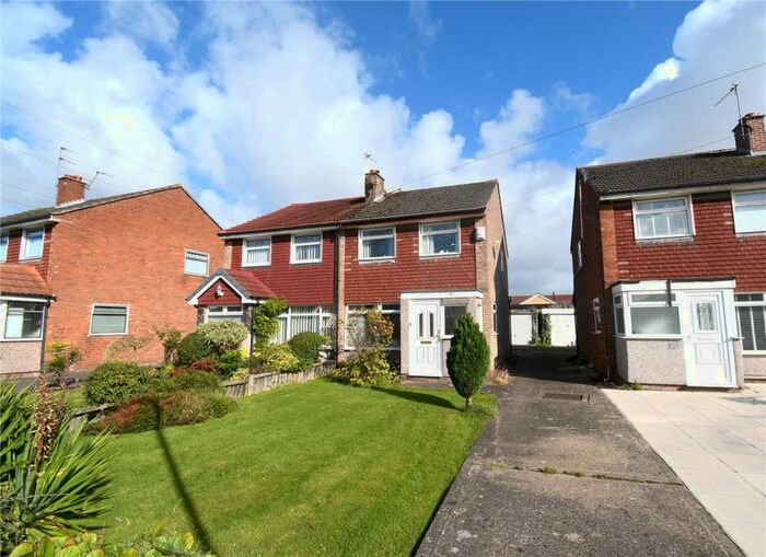 Houses for sale & to rent in CH62 8DN, Renfrew Avenue, Eastham Wirral