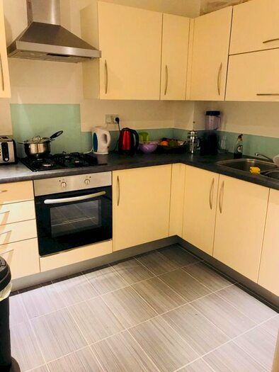 3 Bedroom End Of Terrace House To Rent In Hedgemans Way, Dagenham, Essex, RM9