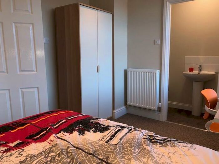 5 Bedroom Private Hall To Rent In Lune Street, Lancaster, LA1