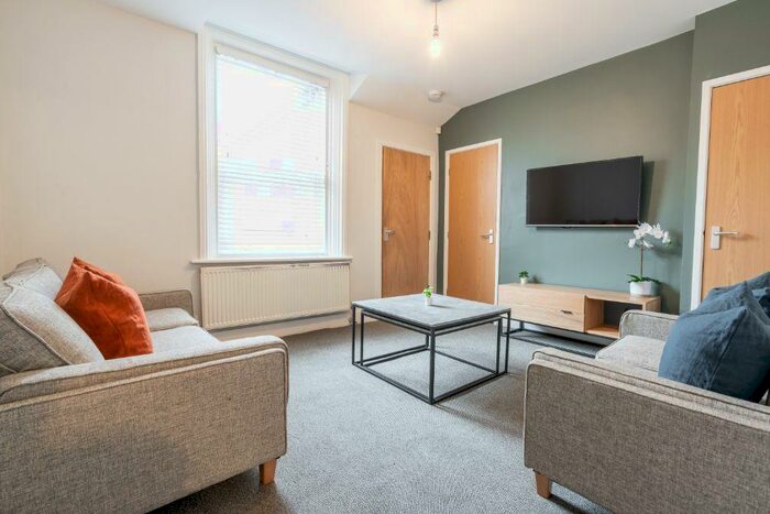 5 Bedroom Terraced House To Rent In Malcolm Street, Newcastle, NE6