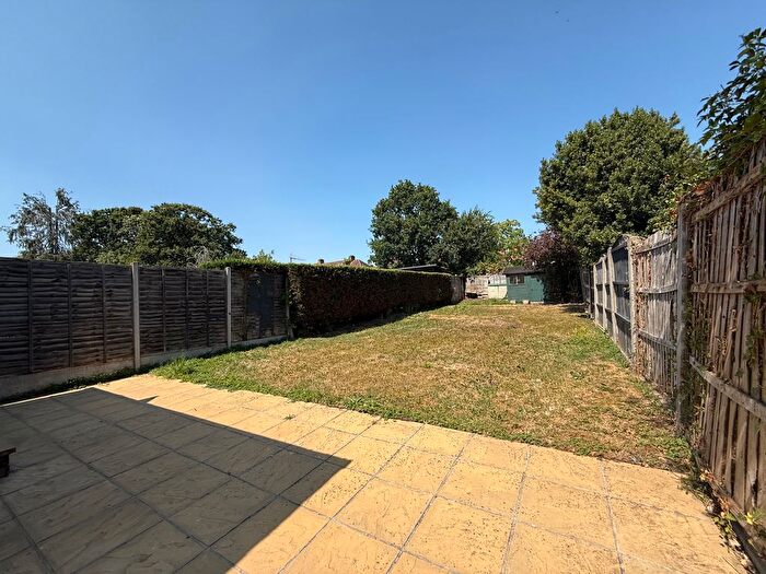 3 Bedroom Property To Rent In Surrey Grove, Sutton, SM1