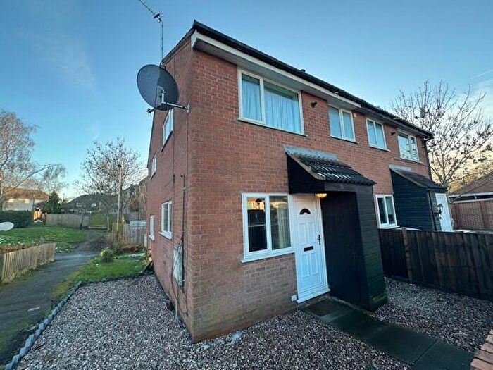 1 Bedroom Terraced House To Rent In Stoneywell Road, Leicester, LE4