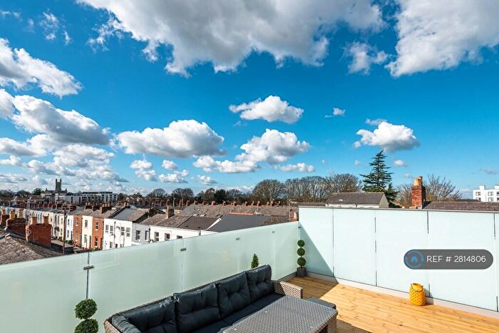 2 Bedroom Penthouse To Rent In High Street, Cheltenham, GL50