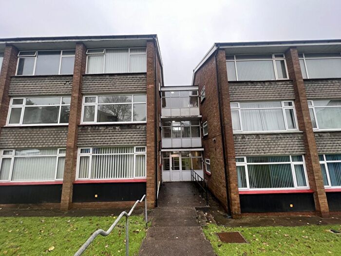 2 Bedroom Flat To Rent In Kennerleigh Road, Rumney, Cardiff, CF3