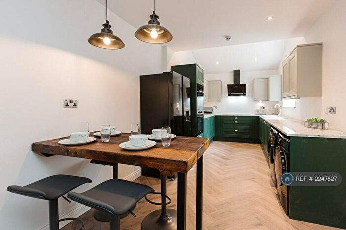 6 Bedroom Terraced House To Rent In Leopold Road, Liverpool, L7