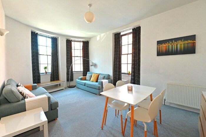 3 Bedroom Flat To Rent In North Leith Mill, Leith, Edinburgh, EH6