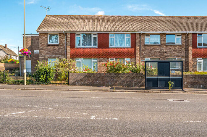 1 Bedroom Flat For Sale In Bedhampton Road, Havant, Hampshire, PO9