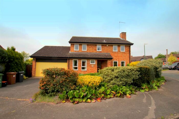 4 Bedroom Detached House To Rent In Lombardy Drive, Maidstone, ME14