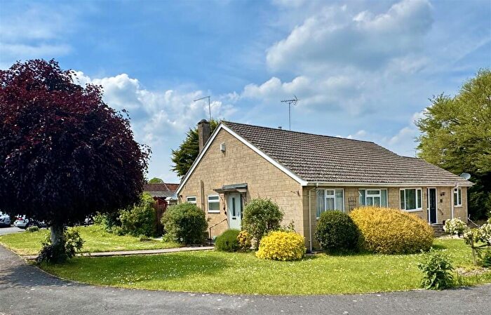 2 Bedroom Bungalow For Sale In South Cerney, GL7