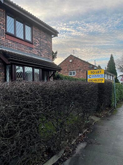 2 Bedroom Flat To Rent In Hall Street, Stockport, SK1