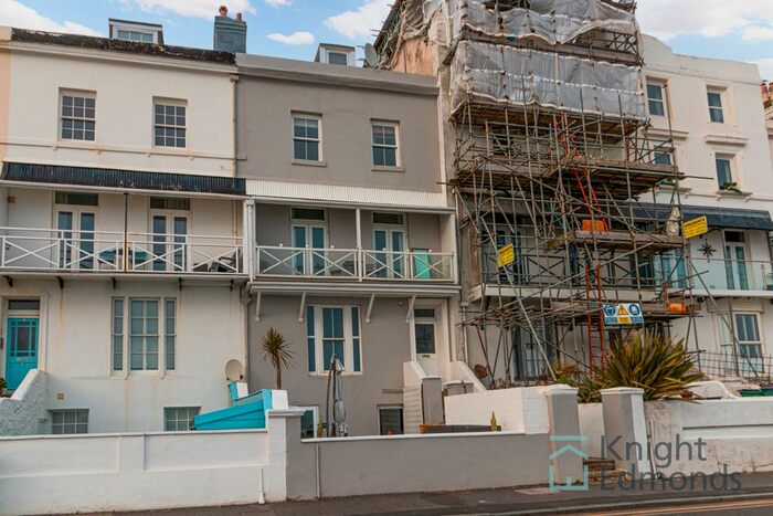 1 Bedroom Flat To Rent In Wellington Terrace, Sandgate Esplanade, Sandgate, Folkestone, CT20