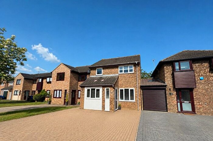 4 Bedroom Detached House For Sale In Oak Close, Hartwell, Northampton, Northamptonshire, NN7