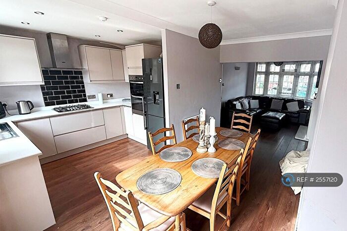 3 Bedroom Terraced House To Rent In Sutherland Avenue, Welling, DA16