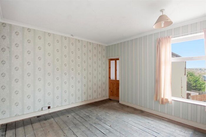 2 Bedroom Terraced House For Sale In Avenue Road, Whittington Moor, Chesterfield, S41