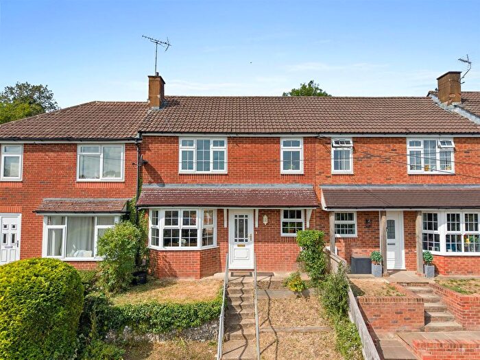 3 Bedroom Terraced House For Sale In Glenister Road, Chesham, HP5