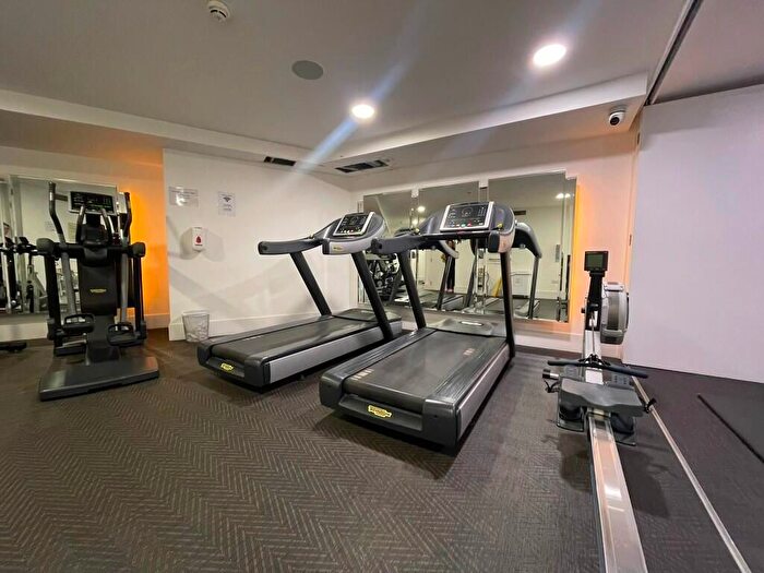 2 Bedroom Flat For Sale In City Road, London, EC1V