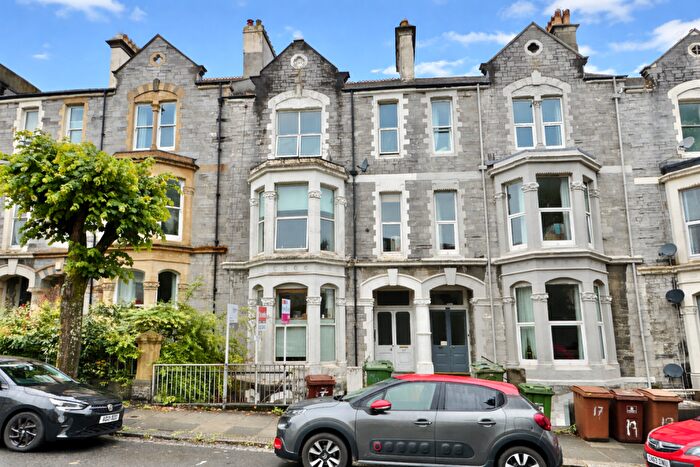1 Bedroom Maisonette For Sale In Sutherland Road, Mutley, Plymouth, PL4