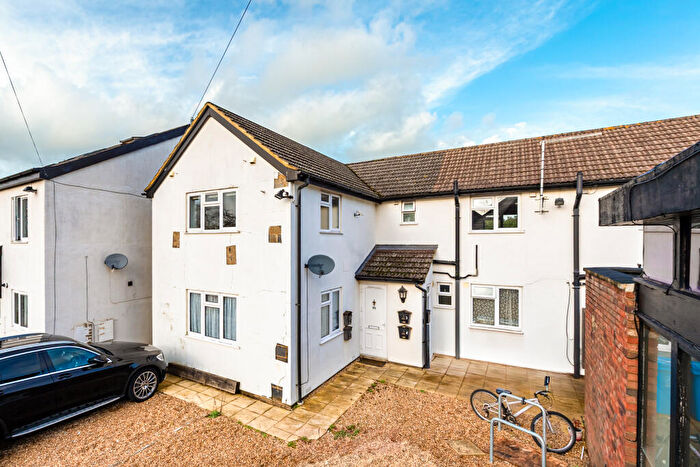 1 Bedroom Flat To Rent In Windsor, SL4