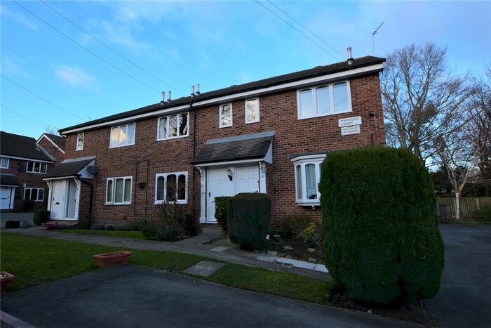 2 Bedroom Flat To Rent In Marsden Court, Preston Parade, Leeds, LS11