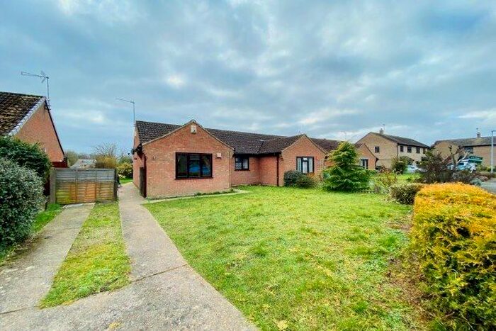 2 Bedroom Bungalow To Rent In Malthouse Close, Thetford, IP25