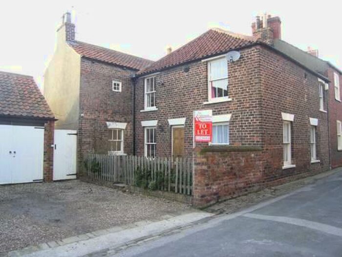 4 Bedroom House To Rent In Grosvenor Place, HU17