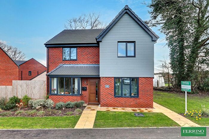 4 Bedroom Detached House For Sale In (Beautiful Bed Family Home), Poplars Grove, Huntley, Gloucestershire., GL19