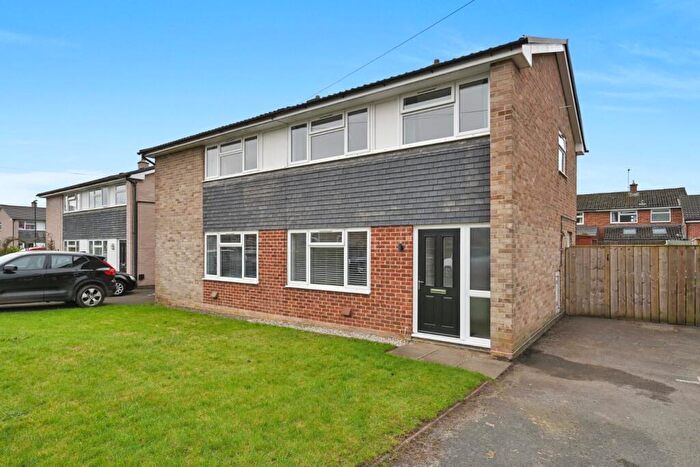 3 Bedroom Semi Detached House For Sale In Marina Way, Ripon, HG4