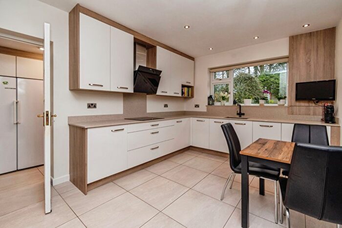 4 Bedroom Detached House For Sale In Ashfield Road, Compton, Wolverhampton, WV3