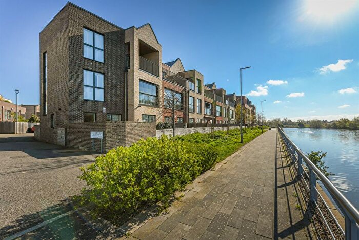 3 Bedroom Town House To Rent In Portside Street, Nottingham, NG2