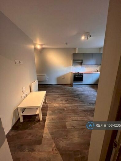 1 Bedroom Flat To Rent In Abbey Height, Waltham Abby, EN9