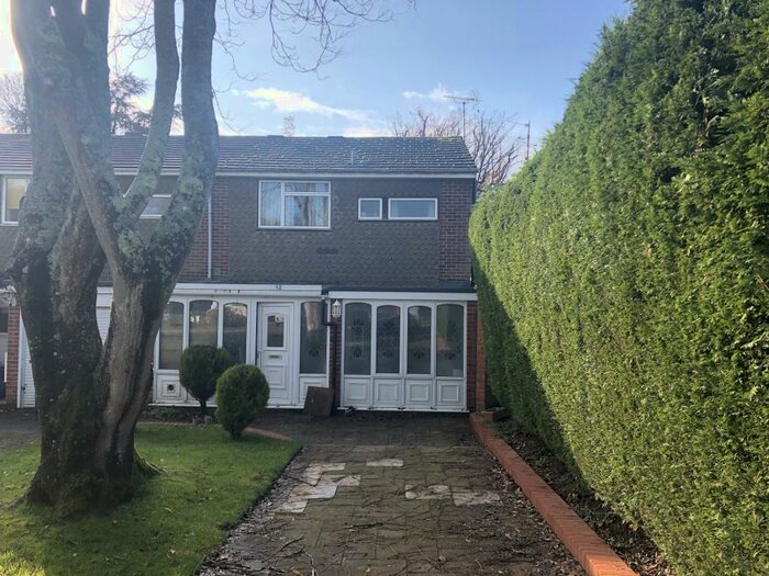 4 Bedroom House To Rent In Haywards Heath, RH16