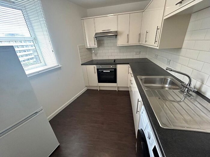 2 Bedroom Flat To Rent In Littlejohn Street, City Centre, Aberdeen, AB10