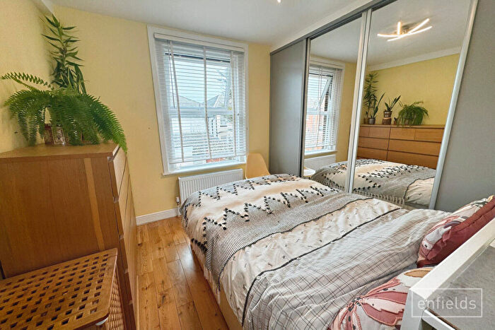 2 Bedroom Semi-Detached House For Sale In Princes Road, Southampton, SO15