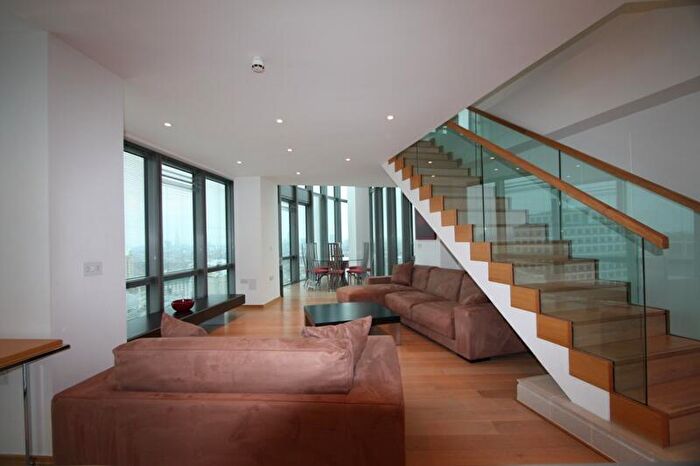 2 Bedroom Apartment To Rent In No. West India Quay, Hertsmere Road, Canary Wharf, E14