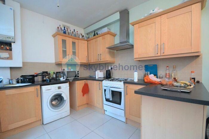 4 Bedroom Terraced House To Rent In Welland Street, Leicester, LE2