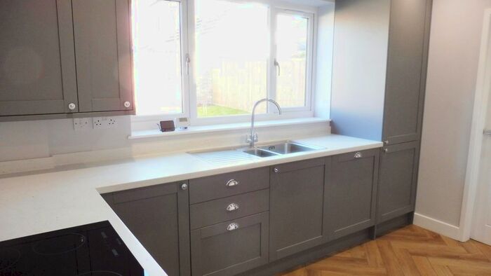 2 Bedroom Detached Bungalow To Rent In Church Street, Bolton Upon Dearne, S63