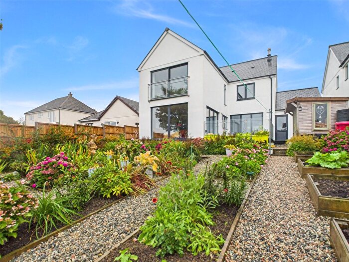 4 Bedroom Detached House For Sale In Hantona Close, Highampton, Beaworthy, EX21