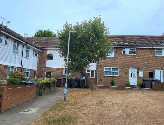 1 Bedroom Flat To Rent In Trinity Place, Deal, Kent, CT14