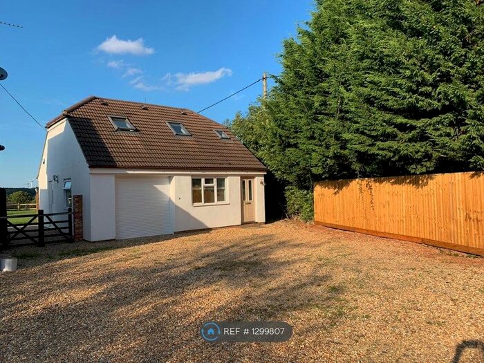 1 Bedroom Flat To Rent In Uplands, Little Crawley, Newport Pagnell MK16