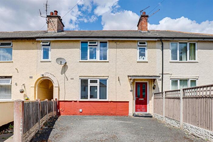 3 Bedroom Terraced House For Sale In Arthur Crescent, Carlton, Nottinghamshire, NG4