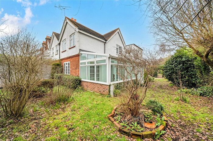 3 Bedroom Semi Detached House For Sale In Send Road, Send, Woking, Surrey, GU23